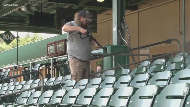 Tennessee Smokies baseball team to host peanut-free night on Tuesday