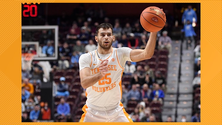 Tennessee guard Santiago V&eacute;scovi clarifies the proper pronunciation of his last name