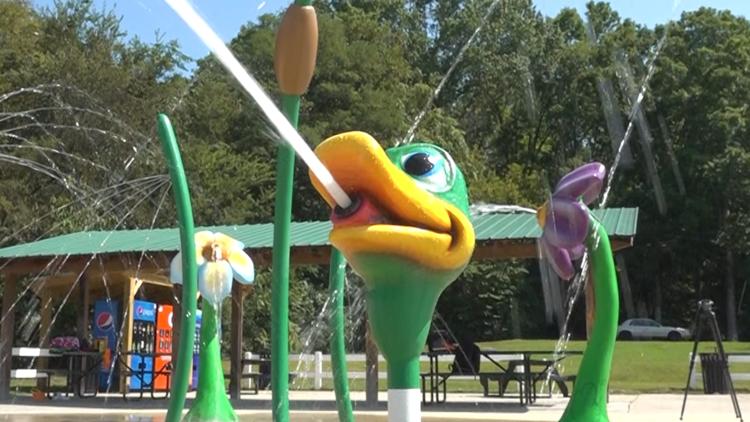 Carl Cowan Splash Pad remains open after repairs