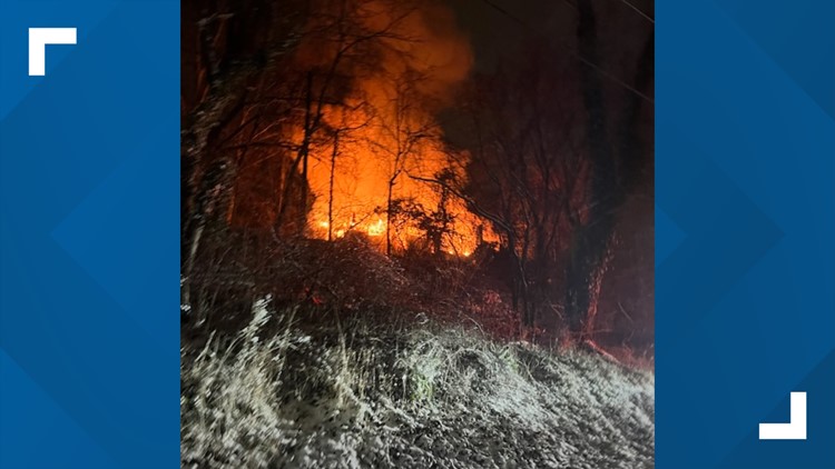 Rural Metro: No severe injuries reported after fire in West Knox Co. home