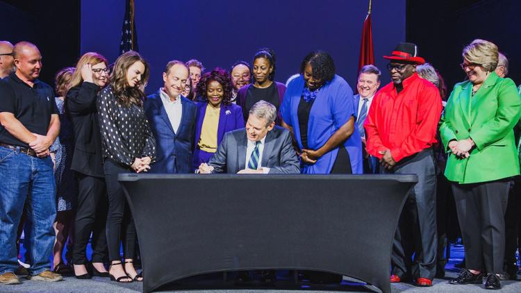 Governor Lee signs Forever Homes Act into law