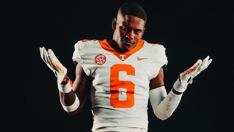 Tennessee football lands four-star class of 2024 athlete Boo Carter