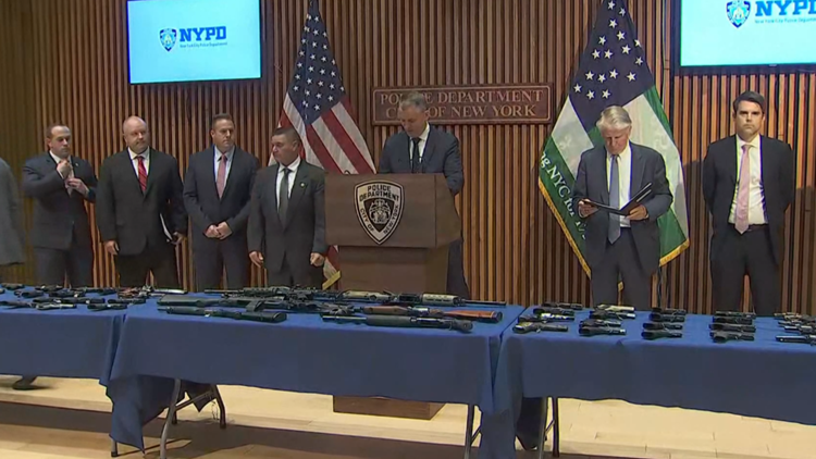 DA: 3 Tennesseans arrested after NYPD busts Manhattan doorman selling guns trafficked from TN