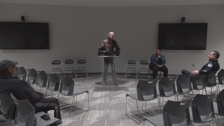 Chief of Police hosts community meeting in North Knoxville