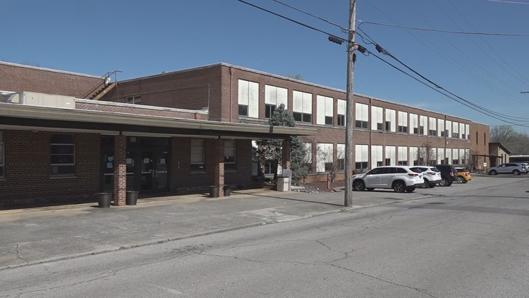 City of Maryville to build a hotel at Fort Craig Elementary school