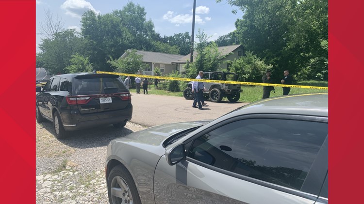 KPD: Possible murder-suicide at home in North Knoxville KPD: Possible murder-suicide at home in North Knoxville