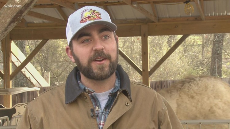 Little Ponderosa Zoo and Rescue in Clinton holds live nativity scene ahead of Christmas