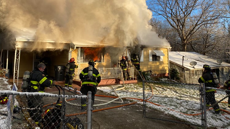 KFD battles house fire in East Knoxville