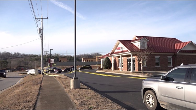 APD: Suspect in custody after bank robbery in Alcoa