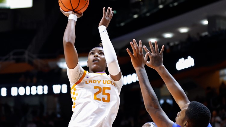 Lady Vols blowout Kentucky, 84-58