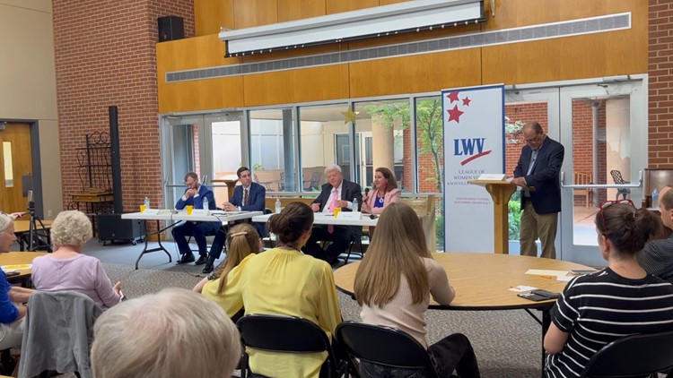League of Women Voters hosts candidate forum for Municipal Court Judge