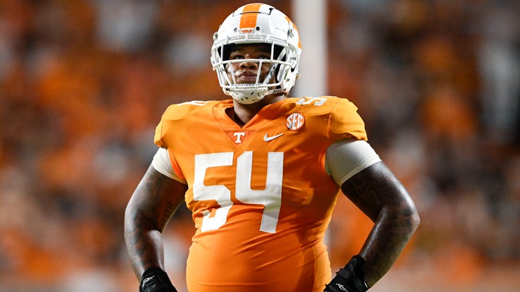 Tennessee offensive lineman Gerald Mincey enters transfer portal