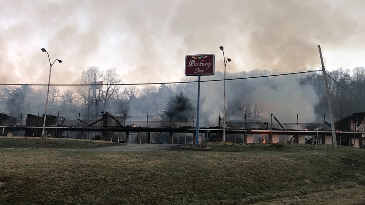 Authorities respond to fire at Parkway Inn in Jellico