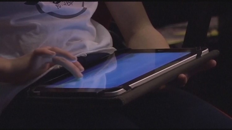 How social media is making kids more lonely, anxious and depressed