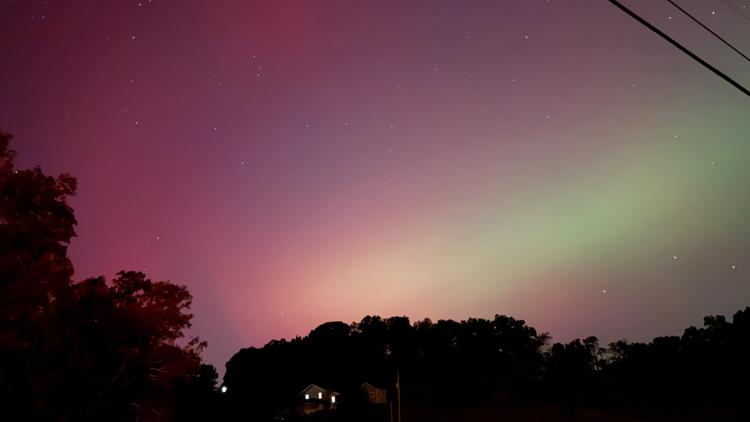 Northern Lights spotted in East Tennessee, bringing dazzling light show Northern Lights spotted in East Tennessee, bringing dazzling light show