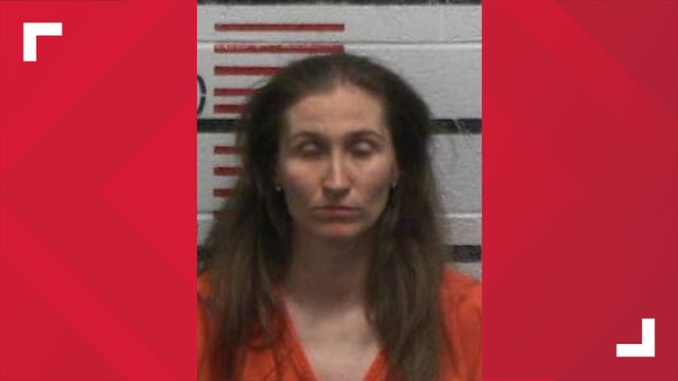 Former Scott Co. correctional officer arrested and charged with bringing contraband into facility
