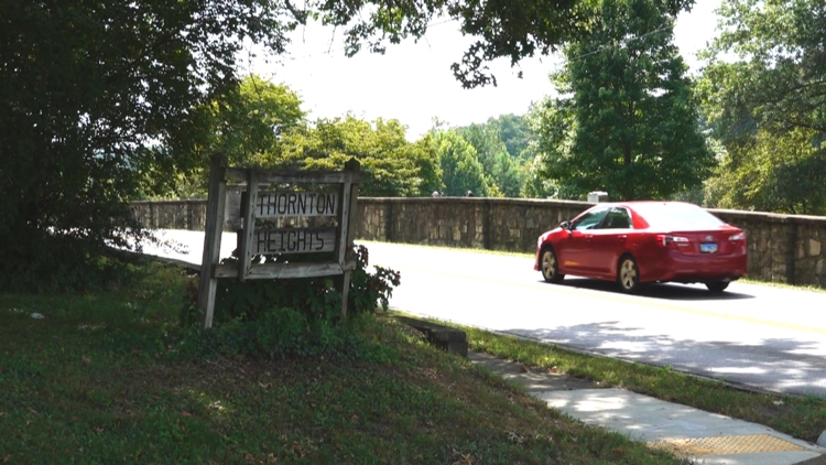 Farragut neighbors ask town for traffic study after young girl hit by truck on first day of school