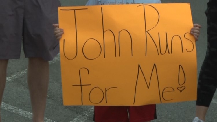 Knoxville man running 100 miles over the weekend to raise awareness of childhood cancer Knoxville man running 100 miles over the weekend to raise awareness of childhood cancer