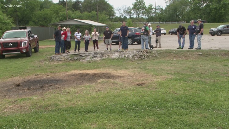 JROTC cadets retire record number of American flags