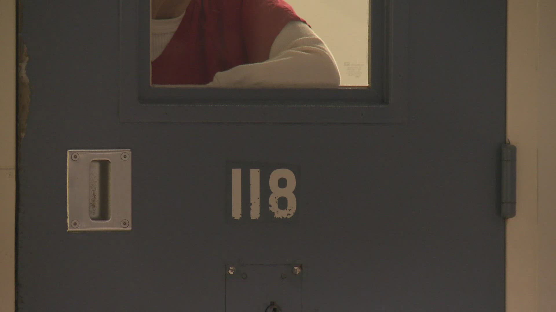 A proposal to amend the state constitution letting judges deny bail to more suspects found momentum in the Tennessee Senate and House last legislative session.