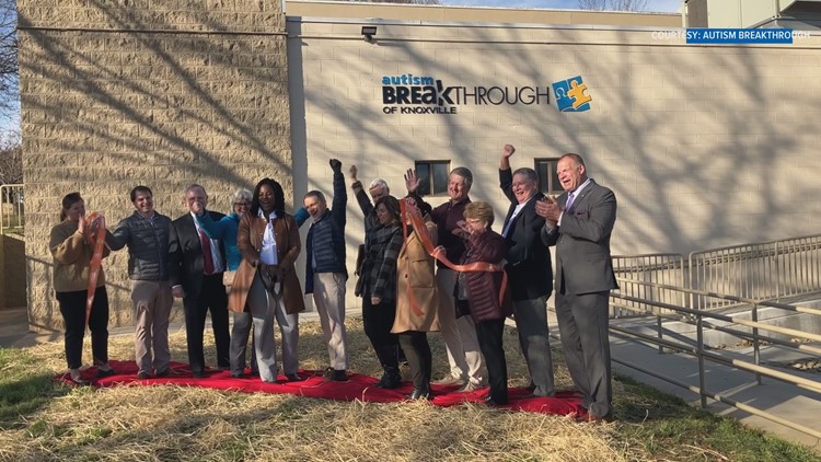 Autism Breakthrough of Knoxville opens new space with new services and technology