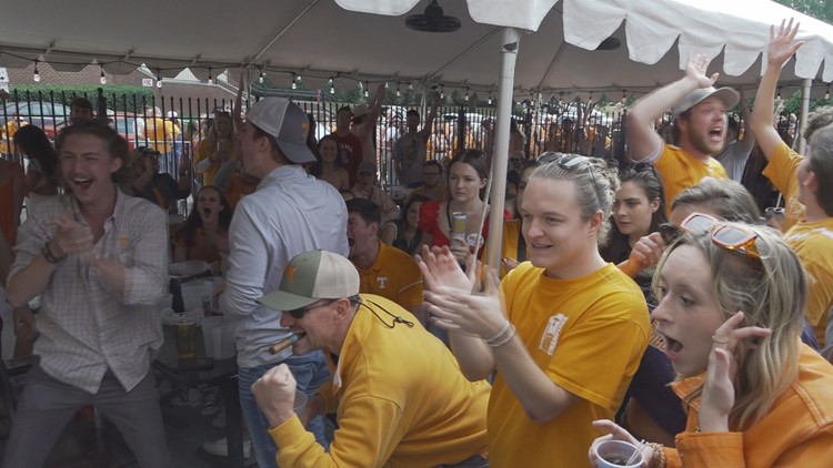 Tennessee Football brings record-breaking sales for businesses on Cumberland Ave.