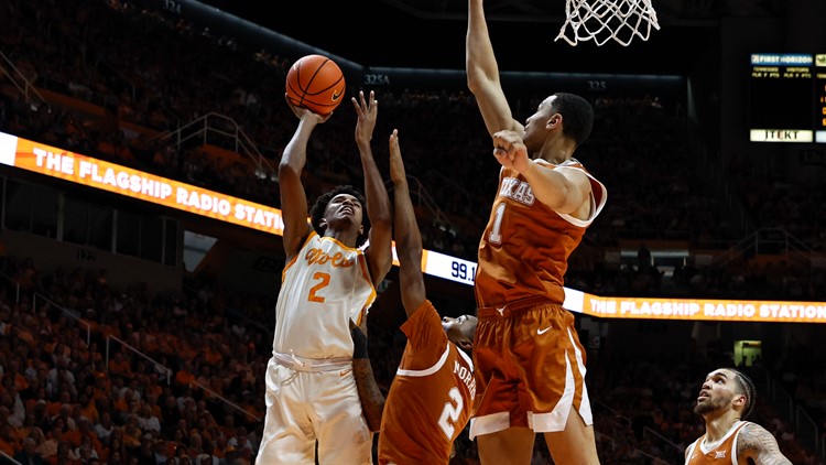 Tennessee moves up to No. 2 in AP Top 25
