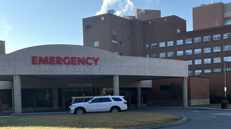 Local leaders, law enforcement agencies send condolences after Knox County deputy dies in the line of duty