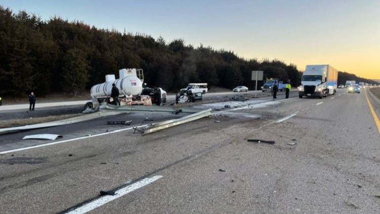 I-81 South closed in Hamblen County after commercial vehicle crash