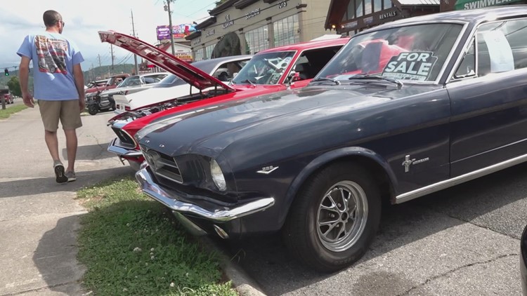 Pigeon Forge police receive almost 1,000 calls for service during fall 2023 Rod Run