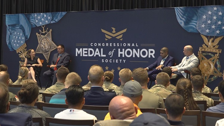 Medal of Honor recipients speak with University of Tennessee students