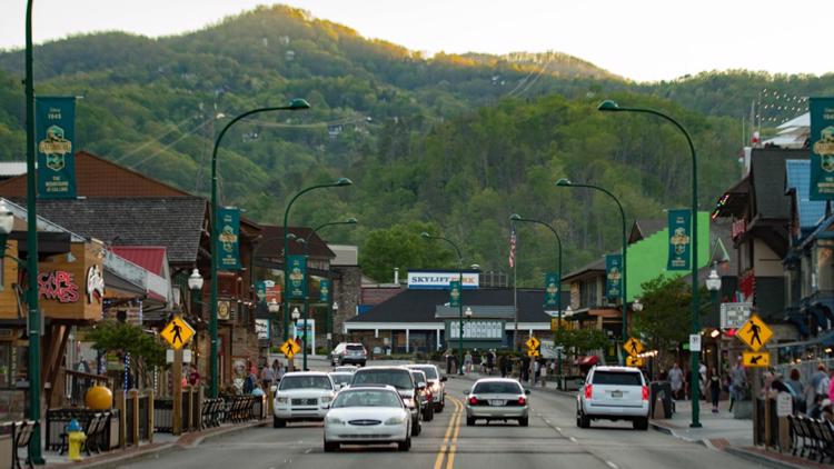 Federal court severs and partially dismisses Gatlinburg wildfire lawsuit