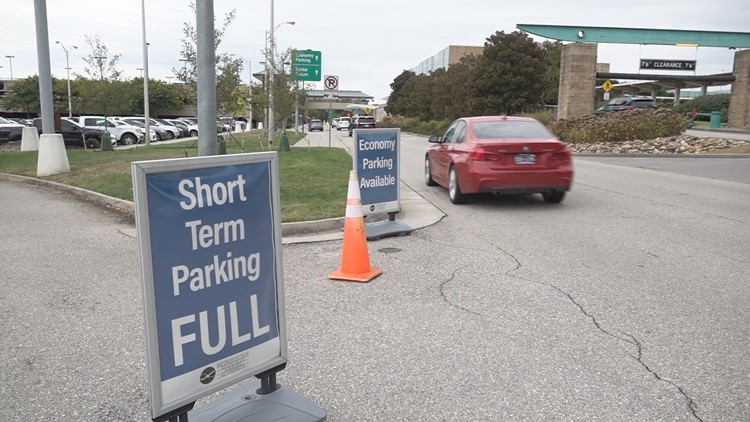 McGhee Tyson: Travelers should arrive early to find parking as fall break sees busy airports