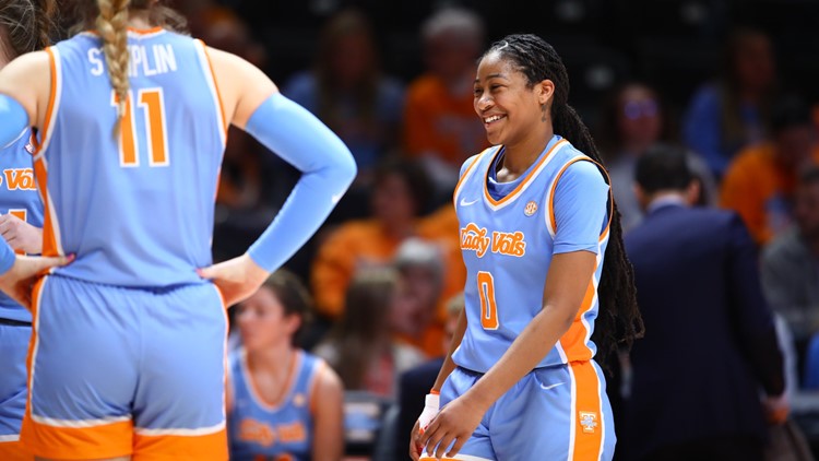 Spear, Jackson lead Tennessee to 80-69 win over Missouri
