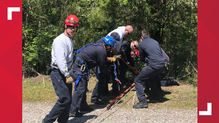 KFD pulls man out from embankment in Fort Dickerson quarry with only minor injuries