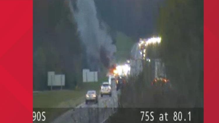 I-75 North closed in Loudon County after vehicle fire