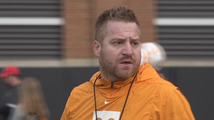 Sources: Vols offensive coordinator Alex Golesh offered head coaching job at South Florida
