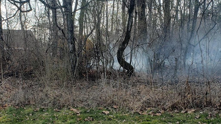 Rural Metro crews respond to reported brush fire in North Knox County, reminds community of burn ban