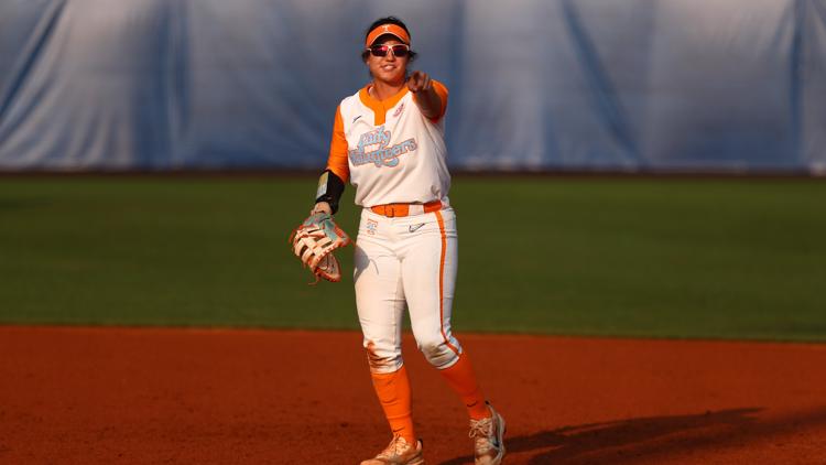Tennessee eliminated in SEC Tournament quarterfinal by LSU, 2-1