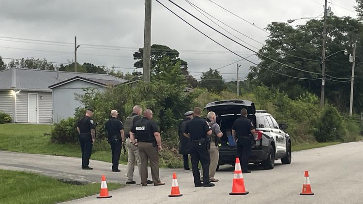 JCSO: Deputies on the scene of a standoff in Jefferson City JCSO: Deputies on the scene of a standoff in Jefferson City