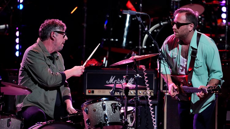 The Black Keys announces international tour, making a stop in Knoxville