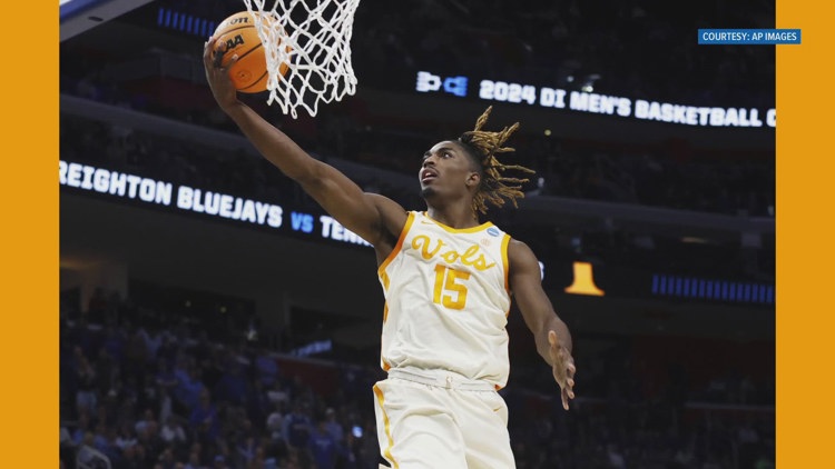 UT Basketball player helping raise money to feed over 200 families for the holidays