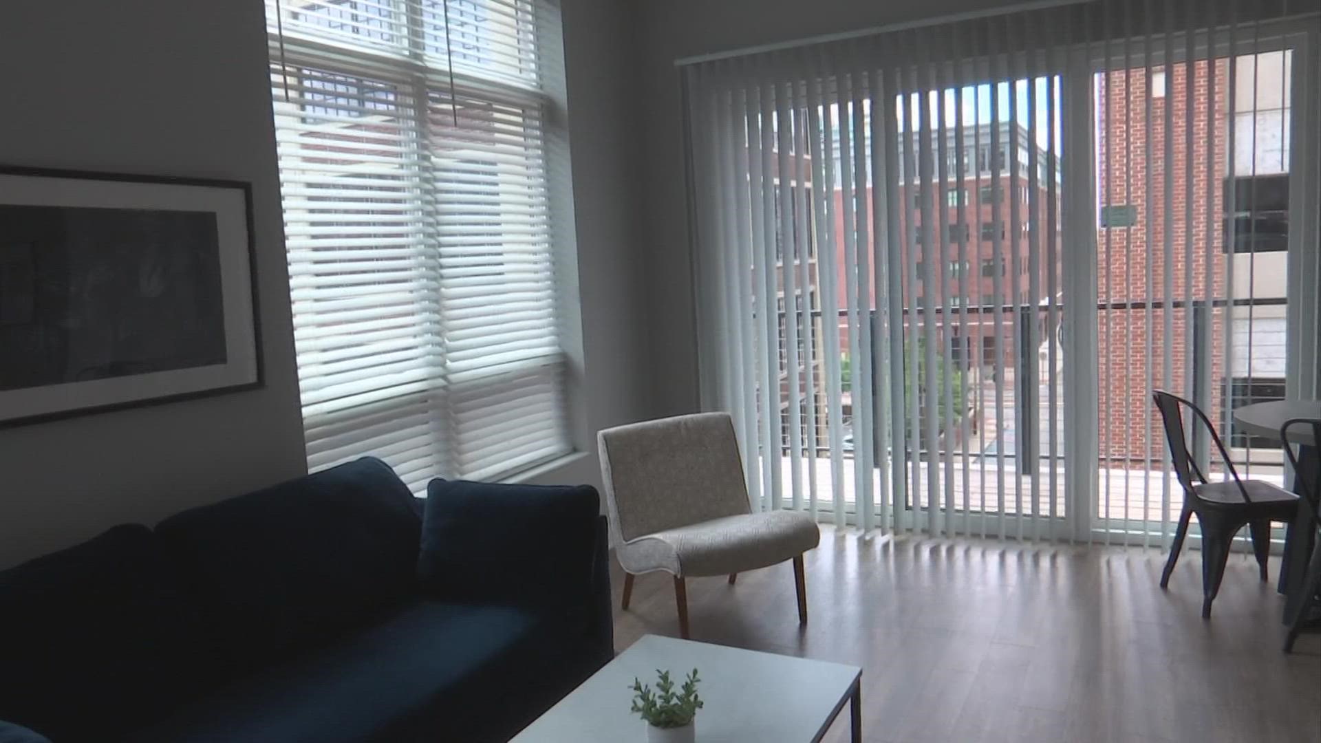 Columbus sits at the top for most nights booked on Airbnb. 10TV's Kiona Dyches spoke to an Airbnb host ahead of the upcoming Labor Day weekend.