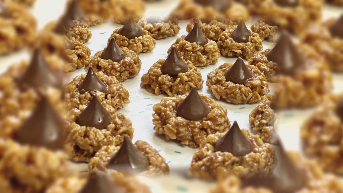 Brittany's Bites: No-bake cookie butter blossoms