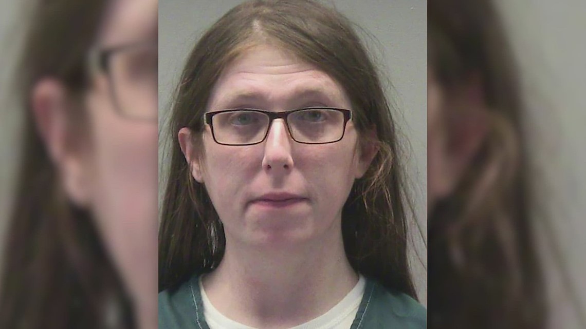 Ohio woman gets more than 8 years in prison for role in Jan. 6