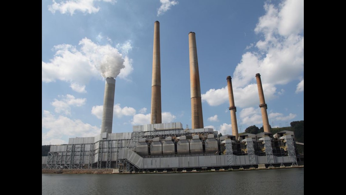 Utility to close coal power plants in Ohio, Pennsylvania