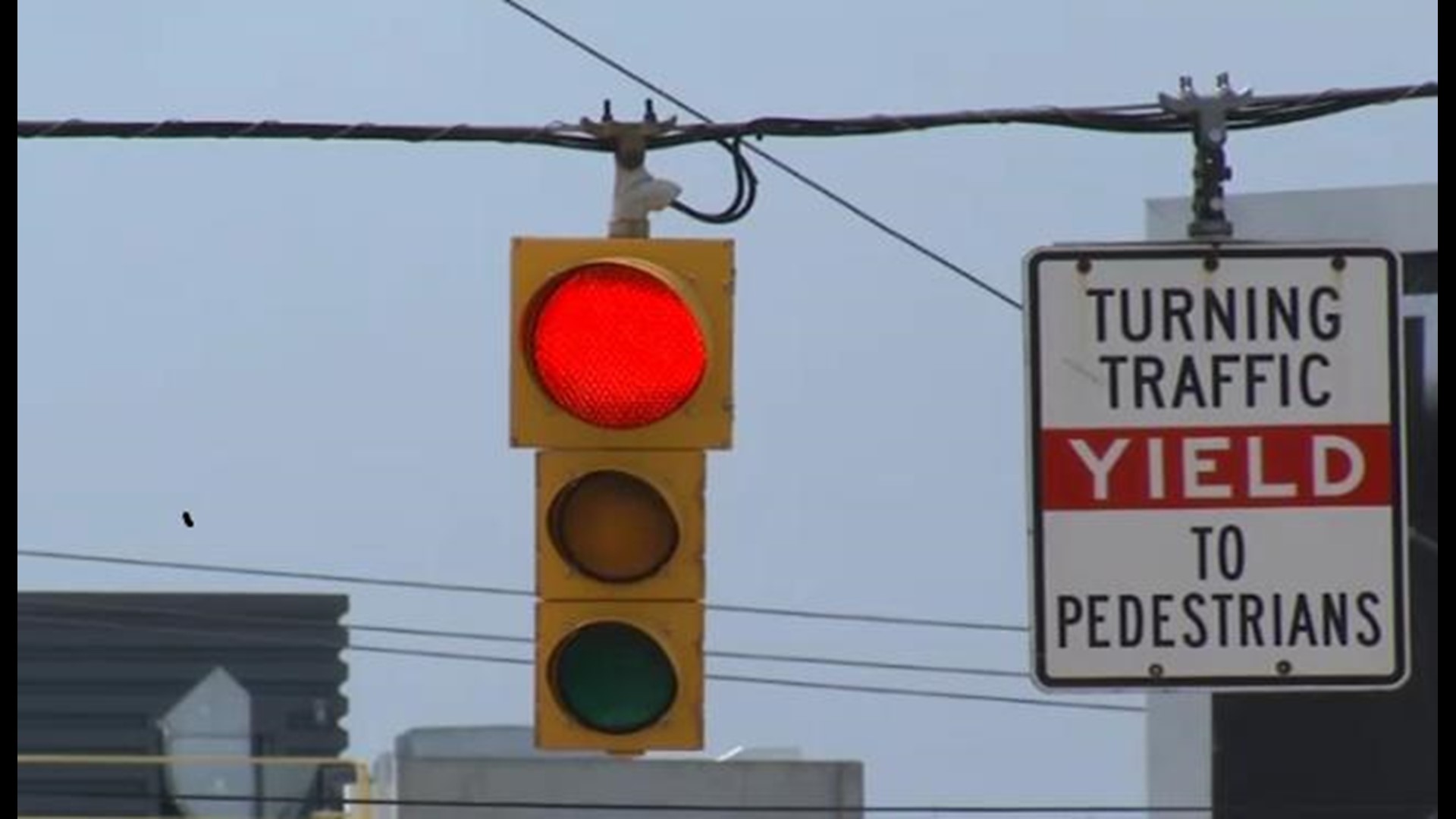 Ohio Lawmaker Asks For Red Light Camera Ban