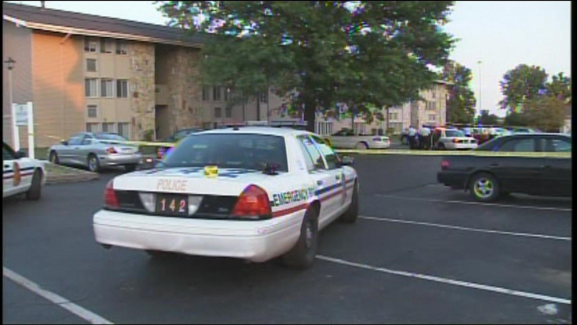 Man Shot, Killed In Front Of Apartment Complex