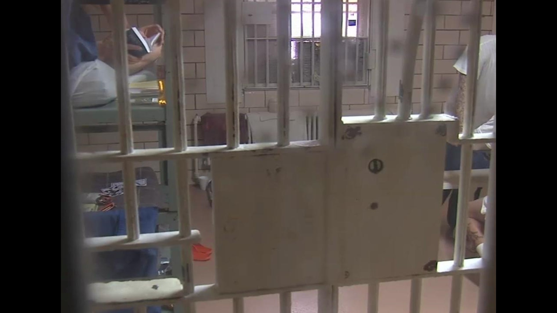 State Considers Changing How Inmates Sleep, Eat & Shower