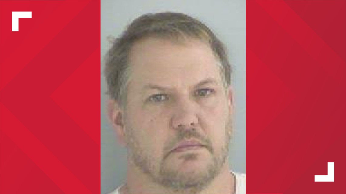 Columbus man pleads guilty to possessing hundreds of child pornography photos, videos - Vimarsana News